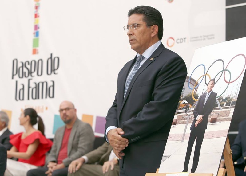 Incluyen a dirigente deportivo en el Paseo de la Fama de Tijuana