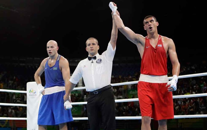 Los árbitros en la competencia olímpica de boxeo, bajo la lupa.