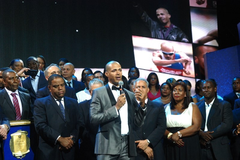 El gran Félix Sánchez, homenajeado en la Gala Olímpica Dominicana