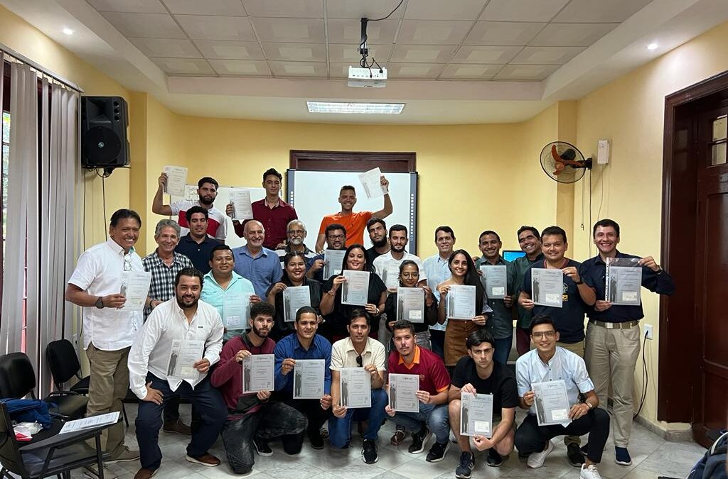 FINALIZÓ POSTGRADO DE PERIODISMO DEPORTIVO EN CUBA