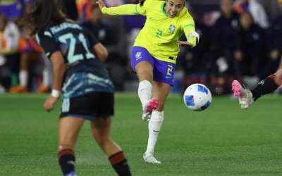 Brasil y Canadá semifinalistas en Copa de Oro femenina